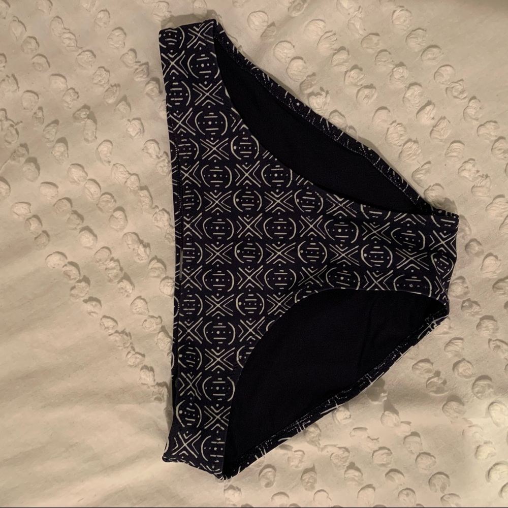 Bikini bottoms
